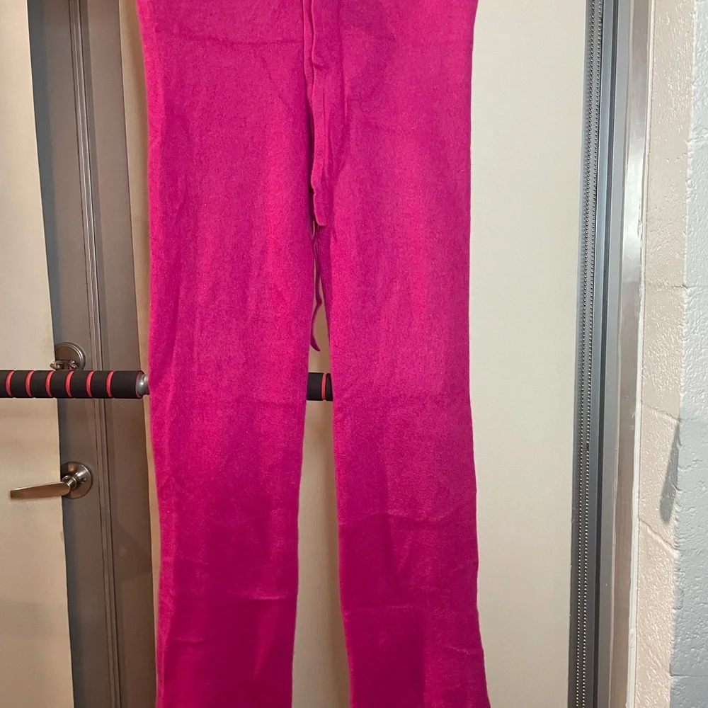 🌟Vintage Y2K Juicy Couture Fuchsia 100% Cashmere Pants - Picture 3 of 11